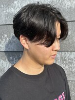 ヒュイル バイ ニアウ(Hwyl by Niau)&nbsp;MEN’S HAIR/サーフカール/刈り上げセンターパート/伊勢崎