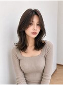 韓国風レイヤーミディくびれヘア小顔透明感艶髪グレージュ