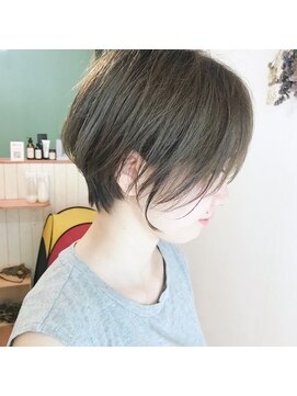 ジオ(gio) 【人気No.1】収まり・再現性バツグン！柔らかいくびれショート