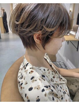 トリート 西船橋店(TREAT) プラチナベージュ