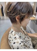 プラチナベージュ