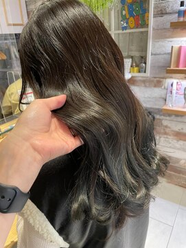 ネオリーブ チロル 横浜西口店(Neolive CiroL.) 暗めグレージュヘア＊韓国風レイヤー