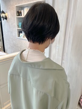 キャアリー(Caary) 福山人気caary丸みショートヘア骨格補正カット斜め前髪大人ヘア