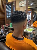 リットジェンツ 千葉(Lit Gents)&nbsp;オールバックパーマ×スキンフェード