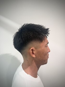 リバティシェアバーバー 銀座(LIBERTY SHARE BARBER) 男フェロモンフェードスタイル