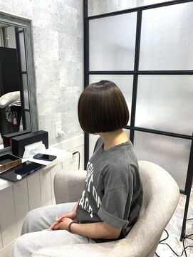 イーズ バイ インス(Yeeee.s by INCE) 白髪ぼかし/白髪改善カラー/ショート/透明感カラー/脱白髪染め