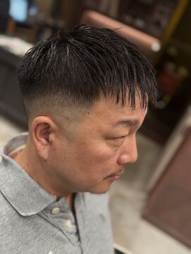 フォーコーナーズカットショップスリーセント 栄(FourCornersCutShop 3/cent) クロップスタイル