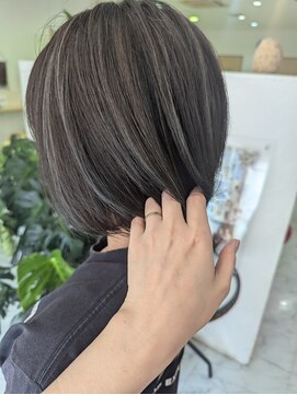 サロンドボウイ(Salon de Bowi) グレーハイライト