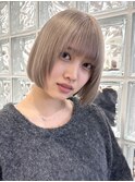 韓国ヘア顔周りレイヤーミルクティーベージュ暗めハイトーンボブ