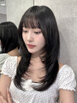 ルームバイシー 新宿(Loom. by Sea)&nbsp;ミディアム×暗めカラー[デザインカラー/フェイスフレーミング]