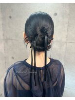 スケール(=SCALE) 《ヘアセット+フルメイク》