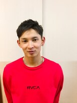 アン バンダイ(Ann BANDAI) ツーブロ、アップバングでやんちゃショート