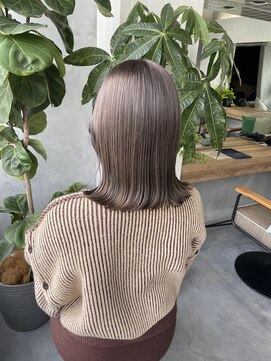 ティティ(TiTi) ピンクベージュ×ラベンダーカラー[TiTi_栗林れい]