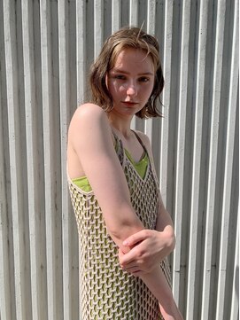 ニキータ(Nikiita) フェイスフレーミング×ミルクティカラー