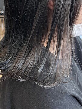 ヘアーサロン リバース(Hair Salon Rebirth) 【防府/Rebirth】ダークグレー×グレー インナーカラ^