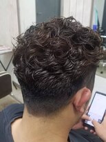 やちよ美容室&nbsp;刈り上げパーマスタイル