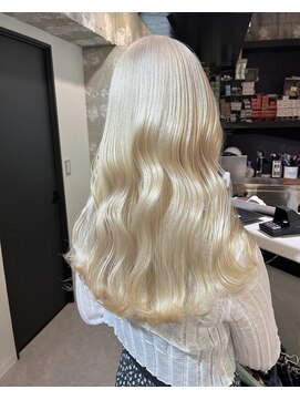 ペレ 栄店(PELE) ホワイトブロンド☆