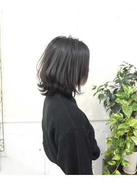 アンフィ 新杉田(Anphi) レイヤーボブ