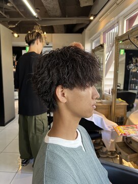 アイズ 海老名(AIZU) ソフトツイストパーマ ツイストパーマ スパイラルパーマ