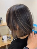 切りっぱなしボブにデザインハイライト[池袋/髪質改善]