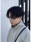＜ELMO. 兒玉＞ 波巻きパーマ センターパート