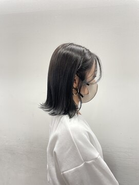 エアー 横浜(AIR) 【湯田】黒髪ネビージュ外ハネボブ