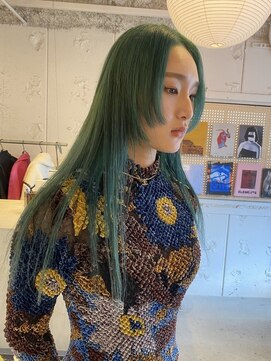 ルーム(Loom.) ハイトーン顔周りレイヤーカットケアブリーチブリーチカラー