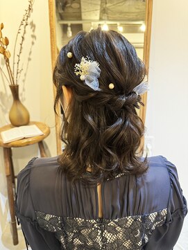 アトムテ(atomte) 肩下くらいのハーフアップ＊