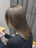 モク 立川(moc)&nbsp;韓国風レイヤーカットブリーチダブルカラー前髪