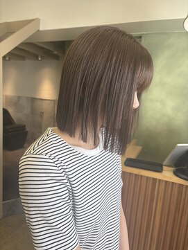 エイトオロク 那覇小禄店(EIGHT oroku) 切りっぱなしボブ