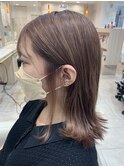 20代30代ピンクベージュブリーチなしカラー切りっぱなしボブ
