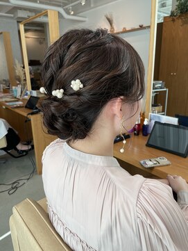 カッツ 駅家店(CUT S) ゆるふわシニヨン