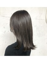 ヘアアトリエコモノ(hair l'atelier KoMoNo) 【0bleach】透明感バツグン！赤味抹消！プラチナグレー