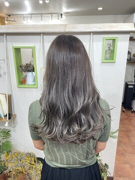 ルオーゴ(Luogo) モノトーアッシュ