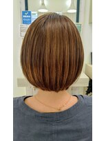 ヴィサージュファイン(VISAGE fine) ショート 伸ばしかけ 小顔 グレージュ