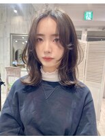 レイラバイアフロート 吉祥寺(Lila by afloat)&nbsp;ウルフ グレーベージュ 前髪パーマ レイヤーロング20代30代40代