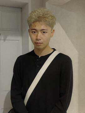 ゼスト クレス(ZEST Cres) 【立川CRESまなと】抜きっぱなしスパイキーショート