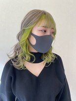 リノショアーズ 日本大通り店(RINOSHORES) ライムグリーンインナーカラーレイヤーカット