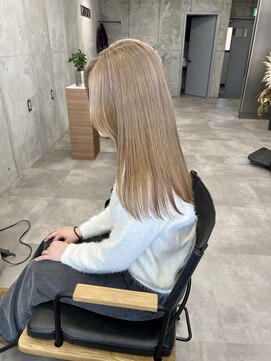 リベルタ(LIBERTA) ミルクティーベージュ/ホワイトベージュ