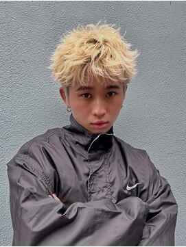 ヒュージ 三軒茶屋(huge) スパイキーショート/ダブルカラー/メンズカット/ブリーチ