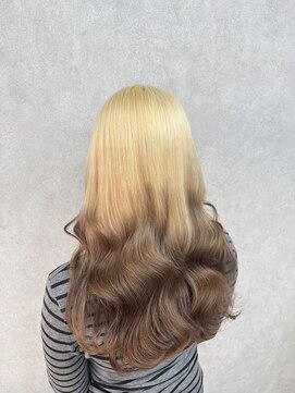 アン ブリーチ 大宮駅東口店(UN BLEACH) ブリーチ2回抜きっぱなしブロンド×ヘーゼルベージュカラー♪