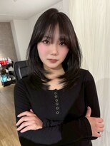 エトワ 中央店(etoi)&nbsp;大分ハッシュカット胸上鎖骨下ミディアムレイヤースタイルかるめ