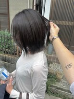 サムウェア(SOMEWHERE)&nbsp;透明感◎オリーブグレージュ