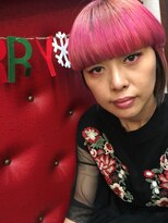 ナビィ(NAVI)&nbsp;エッジーピンクヘアー