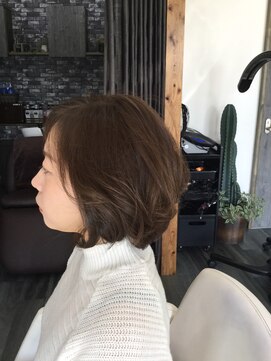 ヘアドゥリリアン(hair de Lilian) 大人系ショートボブ