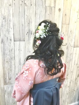 ヘアースペース ムーン(Hair Space MOON) 袴や着物のヘアーセットと着付は北区表町ヘアスペースムーンで！