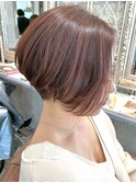 前下がりボブ×デザインピンクハイライトカラー