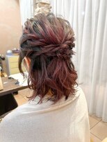 ティエル(Tiele)&nbsp;結婚式ハーフアップアレンジ