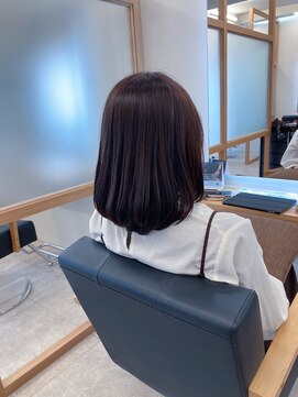 リュクスバトーバイトリコ 船橋南口店(Luxe BATEAU by tricot) 大人の重ためミディアム/20代30代40代