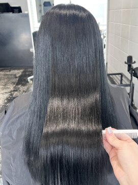 ココ 本八幡(KOKO) #黒髪#小顔#クラゲヘアー#オリーブグレー#ココアベージュ#美髪